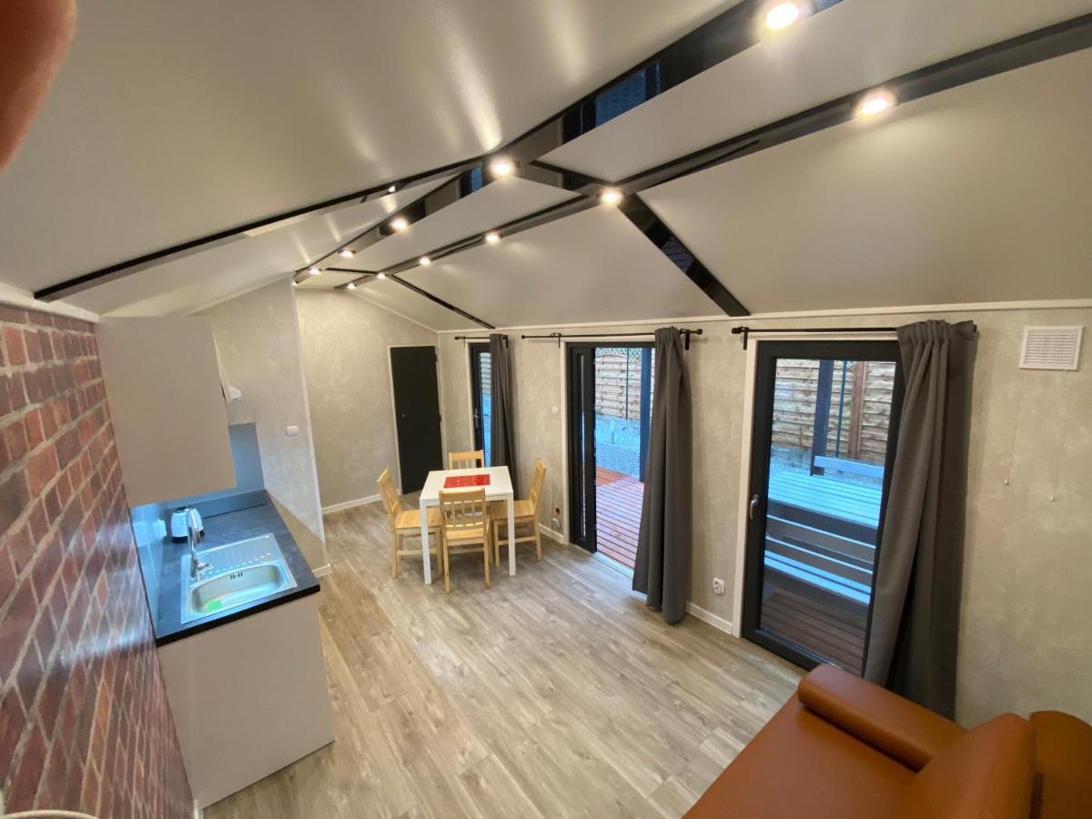Domy Nad Morzem - Chata Pirata- Tiny House Dziwnow Exterior photo